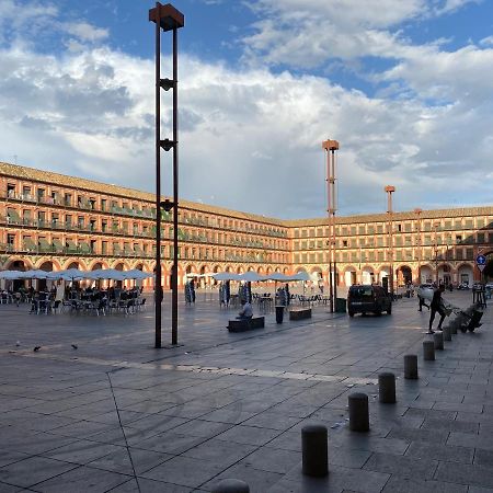 Apartamentos La Camara II Cordoba Corredera מראה חיצוני תמונה